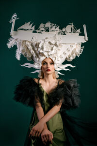 Read more about the article Baroque-Style Paper Wigs Inspiration